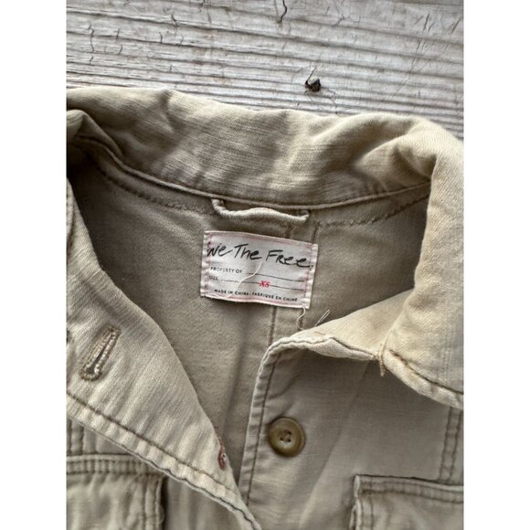 We the Free Swept Up Shirt Jacket Oversized Button Front Tan Multi Sz XS g2 - Picture 6 of 8